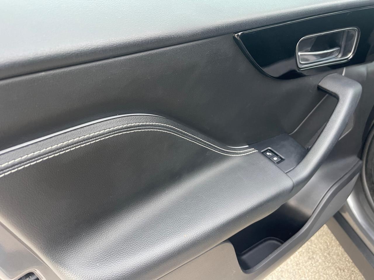 JAGUAR F- PACE 2.0 D 180CV AWD R-SPORT 58000KMM