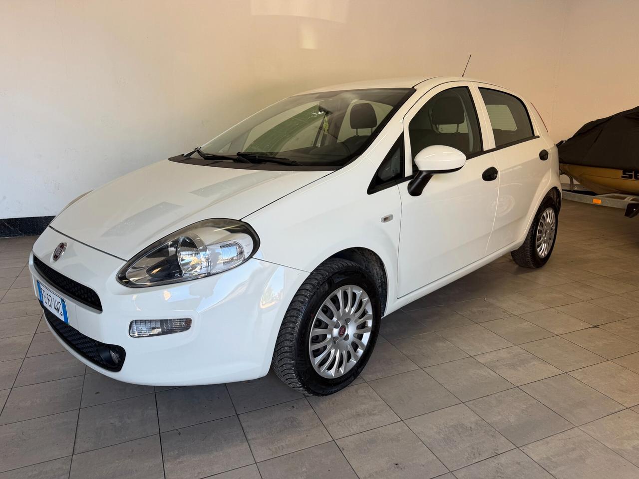 Fiat Punto 1.4 8V 5 porte GPL KM 89000 OK NEOPATENTATI