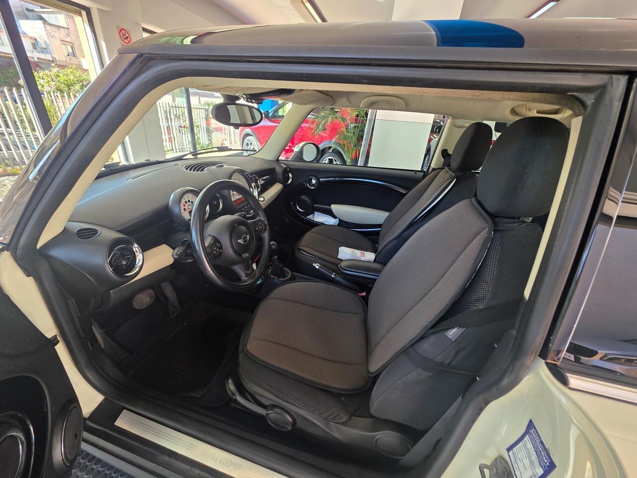 Mini 2.0 16V Cooper D AutOM 108000km FINANZ