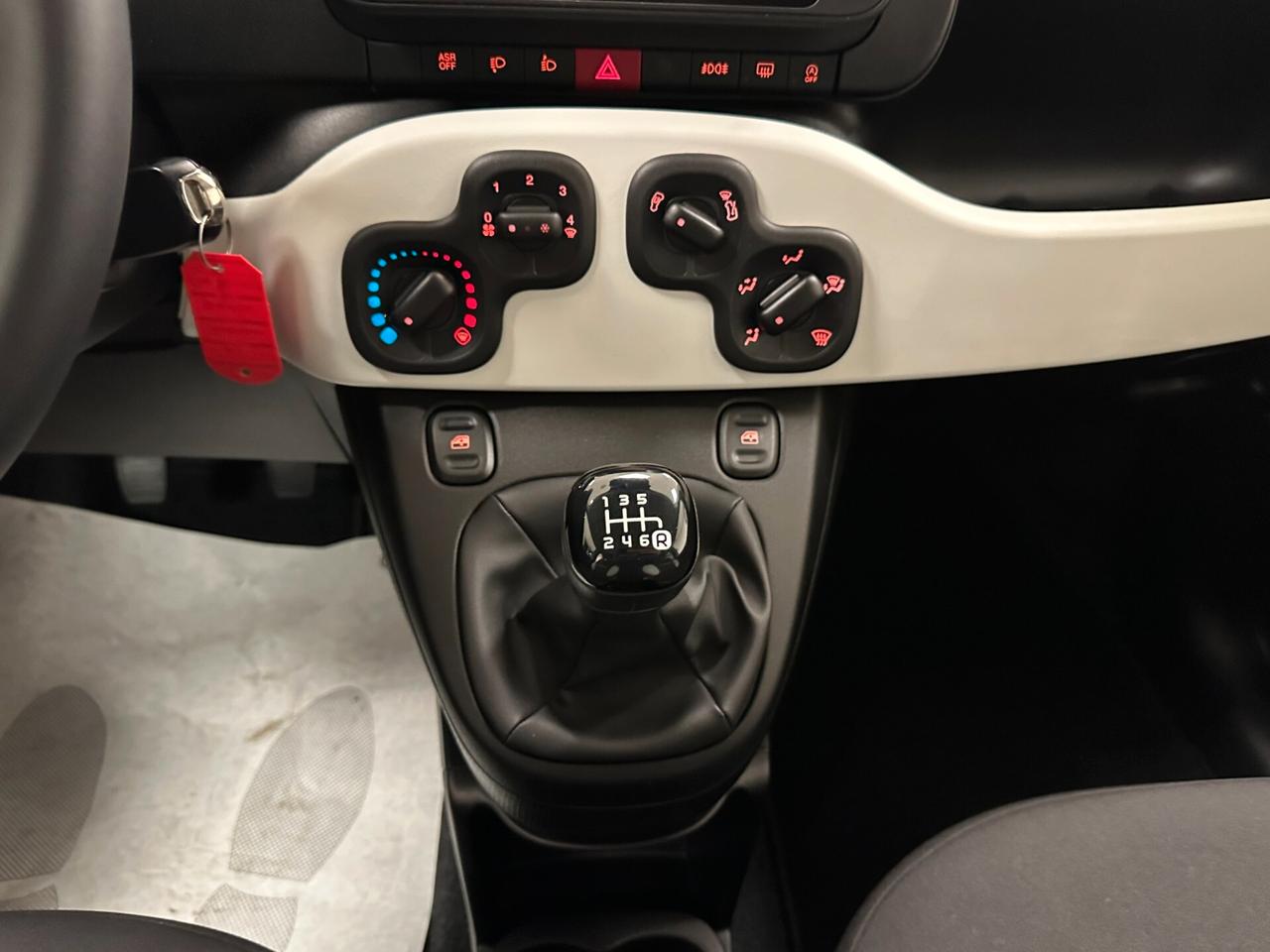 Fiat Panda 1.0 FireFly S&S Hybrid Pandina 70 CV - 2025