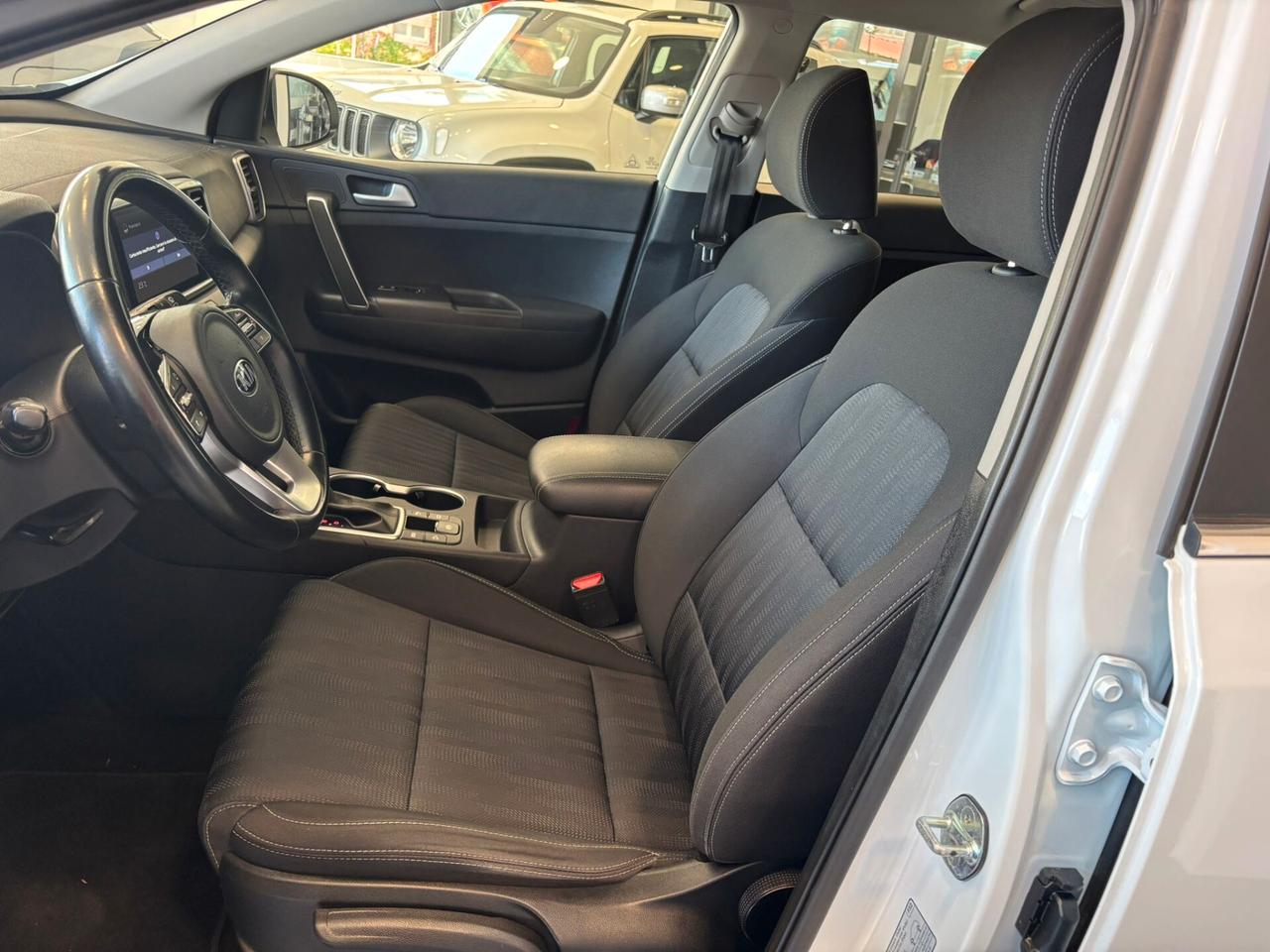 Kia Sportage 1.6 CRDI 136 CV DCT7 Mild Hybrid Business Class