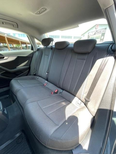 Audi A4 2.0 TDI 150 CV ultra S tronic Sport