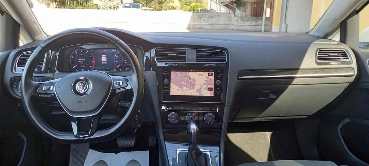 Volkswagen Golf 7 Benzina -GPL cc. 1.4 CV. 125 TSI Executive BluMotion Tech Allestimento Highline Cambio Automatico 7 Marce DSG 5 Porte 5 Posti.