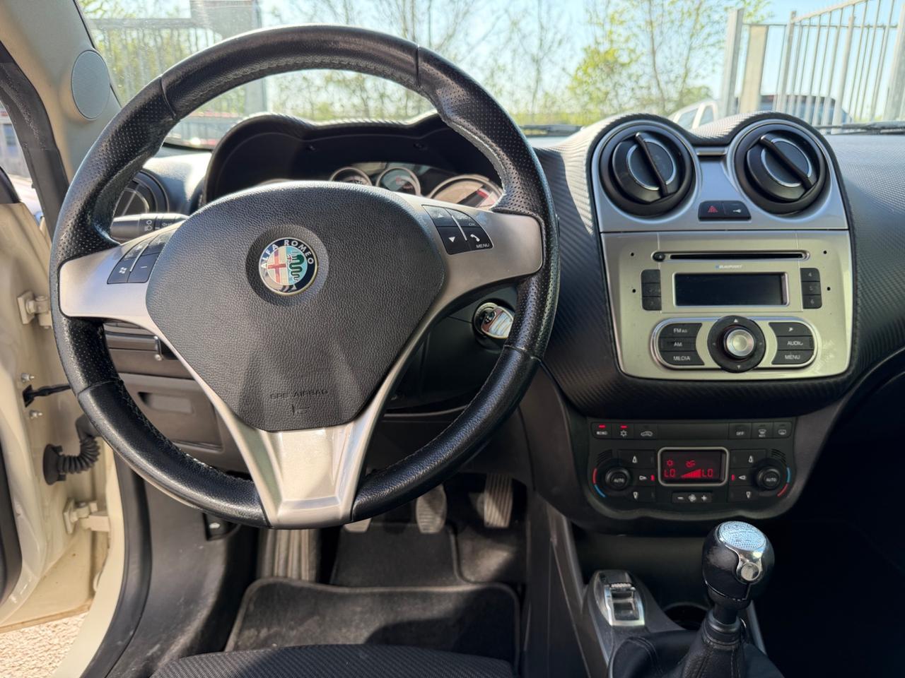 Alfa Romeo MiTo 1.6 JTDm 16V Distinctive Premium Pack