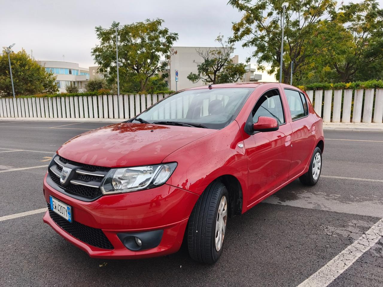 Dacia Sandero 1.5 8V 75Cv DISTRIBUZ OK