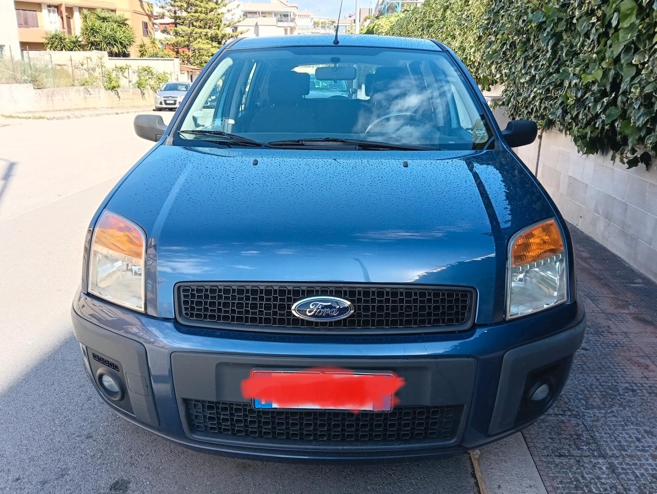 Ford Fusion 1.4 TDCi 5p. Collection Km.130000 orig Vetrina