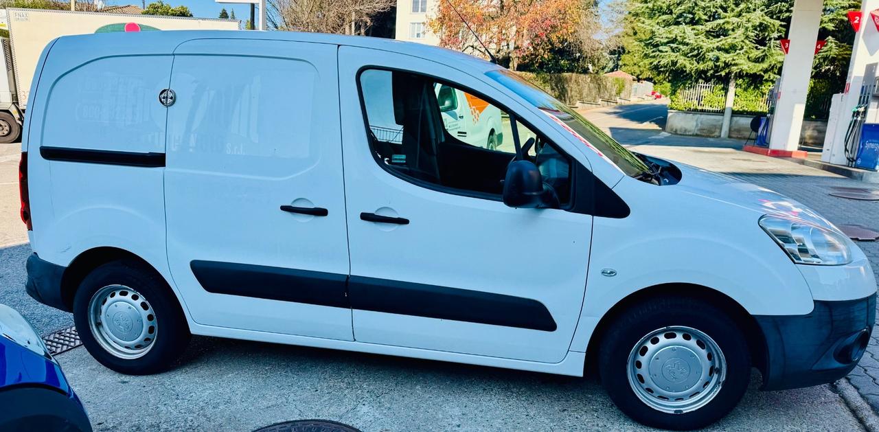 Peugeot Partner Tepee 1.6 HDi Autocarro 3 posti