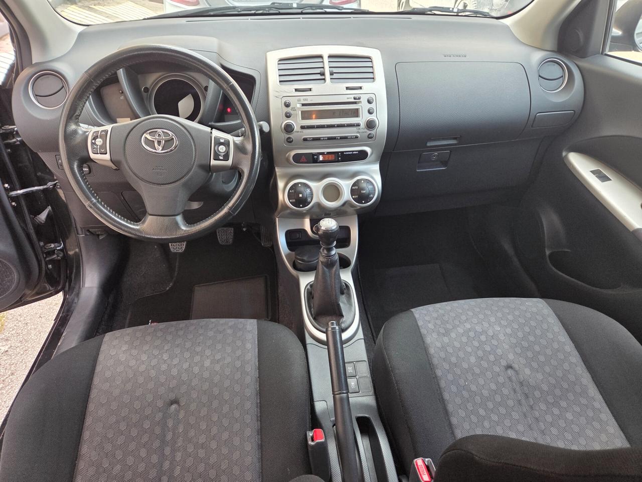 TOYOTA URBAN CRUISER 4X4 INSERIBILE KM CERTIF