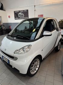 Smart ForTwo 1000 52 kW coupé pulserà servosterzo