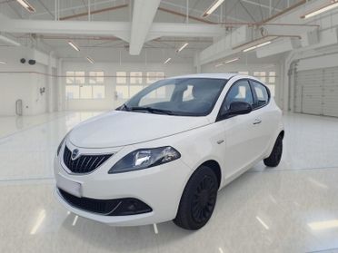 LANCIA YPSILON 1.0 FIREFLY 70 CV SES HYBRID SILVER 5 PORTE BERLINA