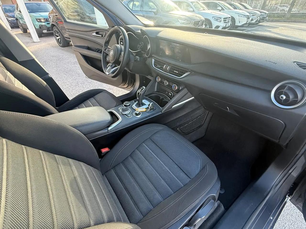 Alfa Romeo Stelvio 2.2 Turbodiesel 190 CV AT8 Q4 Business