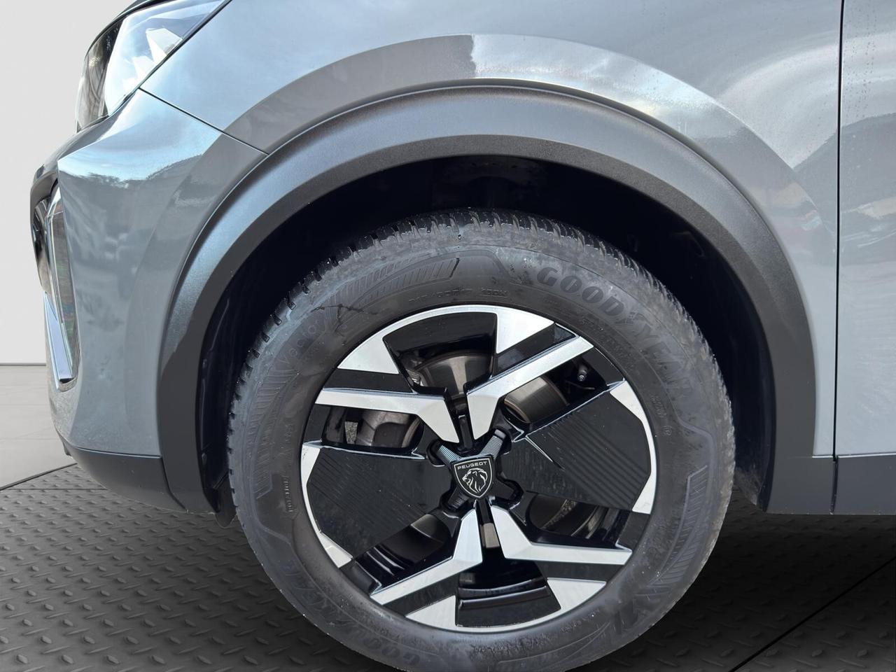 Peugeot 2008 1.5 bluehdi 130cv GT automatica 2024