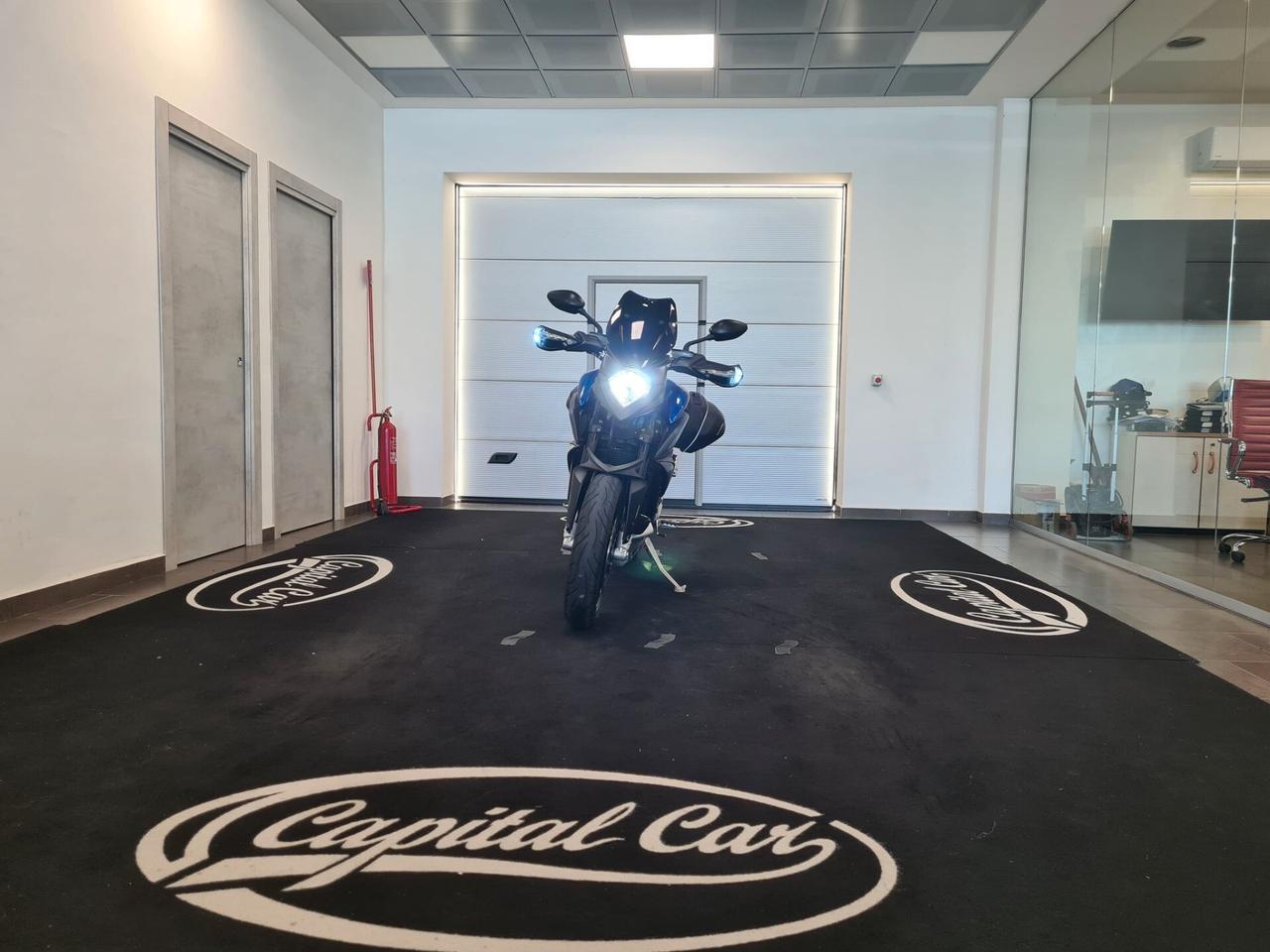 MV AGUSTA STRADALE 800