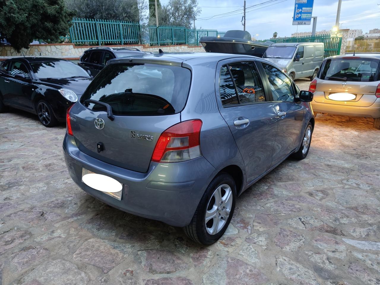 Toyota Yaris 1.4 D-4D DPF 5 porte Sol