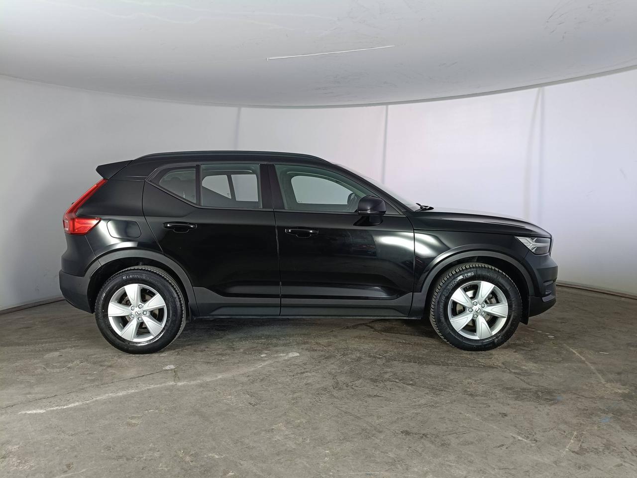 VOLVO XC40 - XC40 2.0 d3