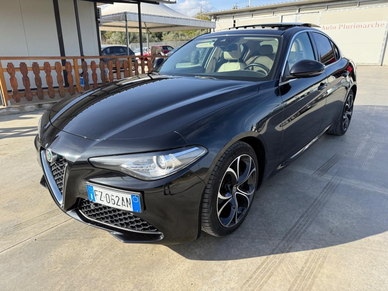 Alfa Romeo Giulia 2.2 TDI 190CV AT8 Tetto apribile