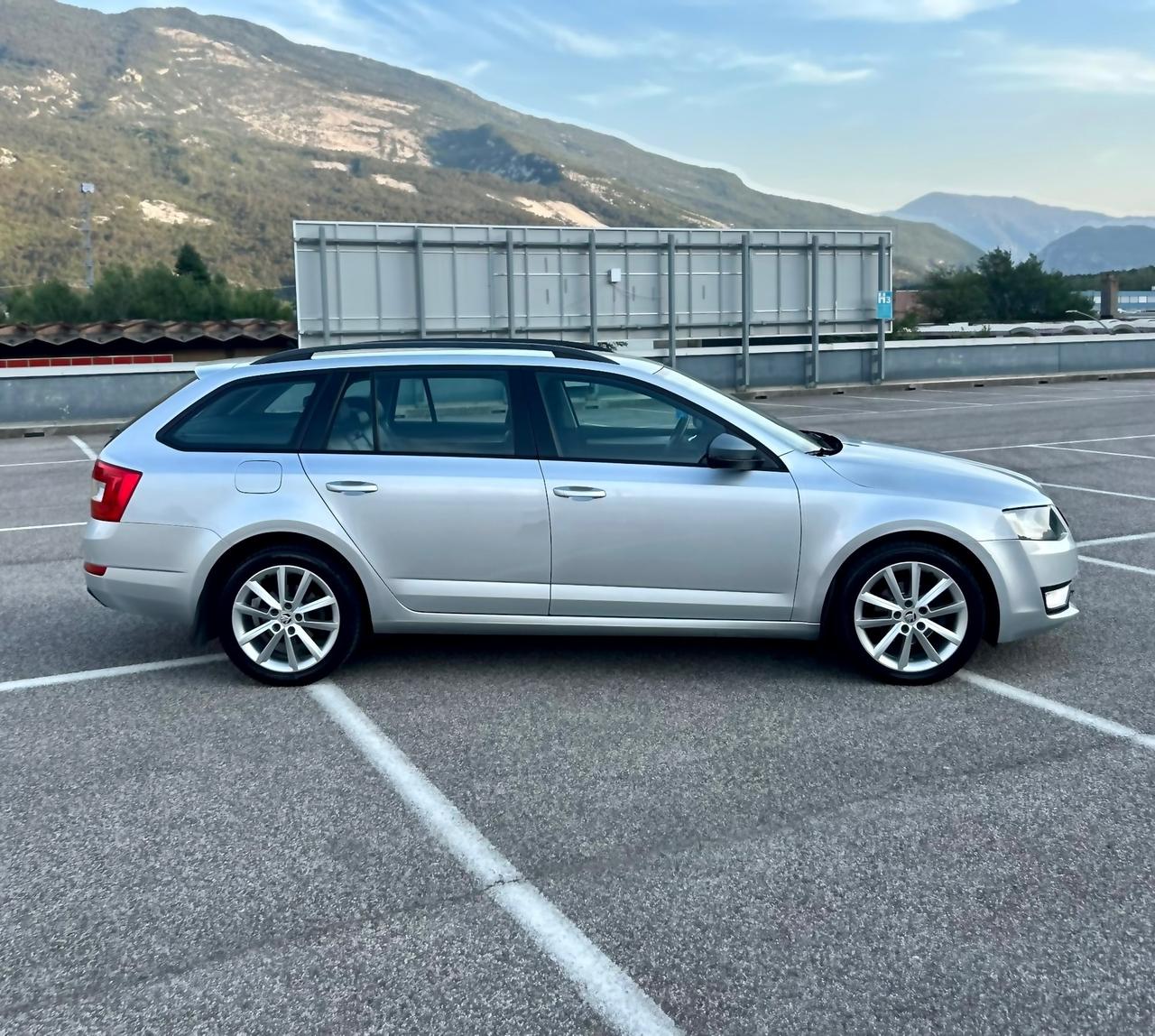 Skoda Octavia TDI CR 4x4 Wagon Executive