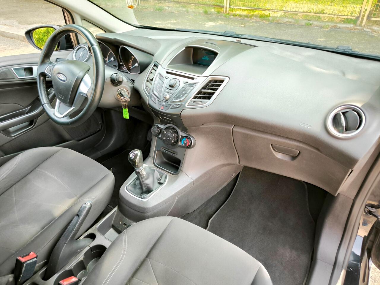 Ford Fiesta 1.5 TDCi 75CV 5 porte Titanium