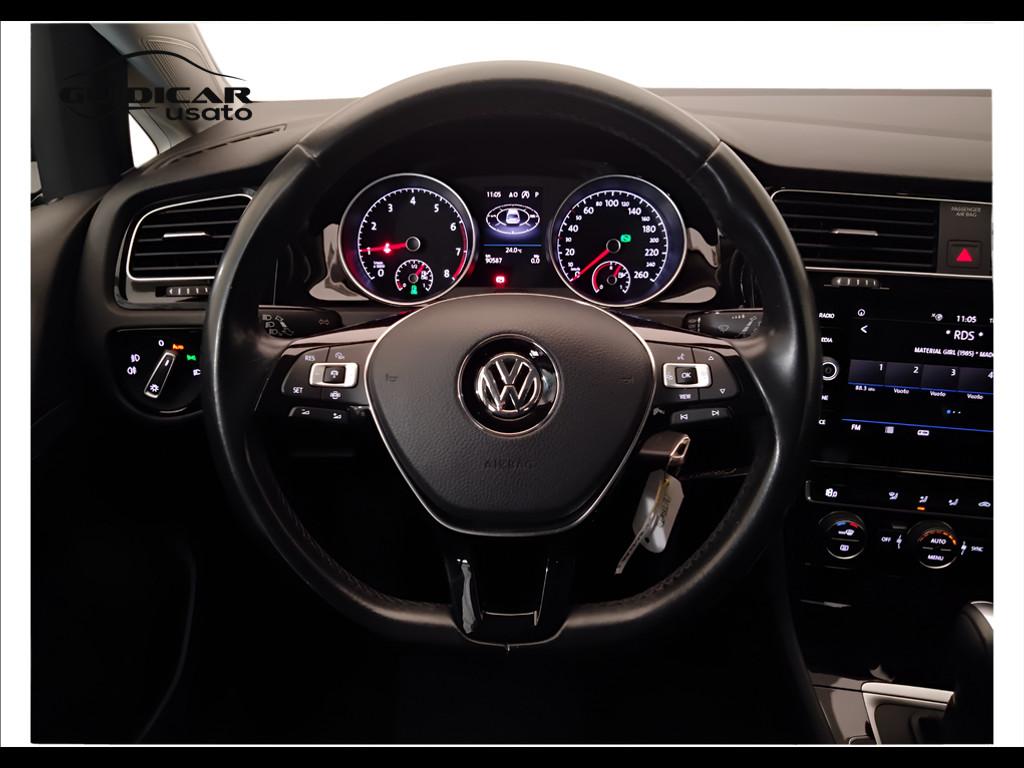 VOLKSWAGEN Golf VII 2017 5p - Golf 5p 1.5 tgi Executive 130cv dsg