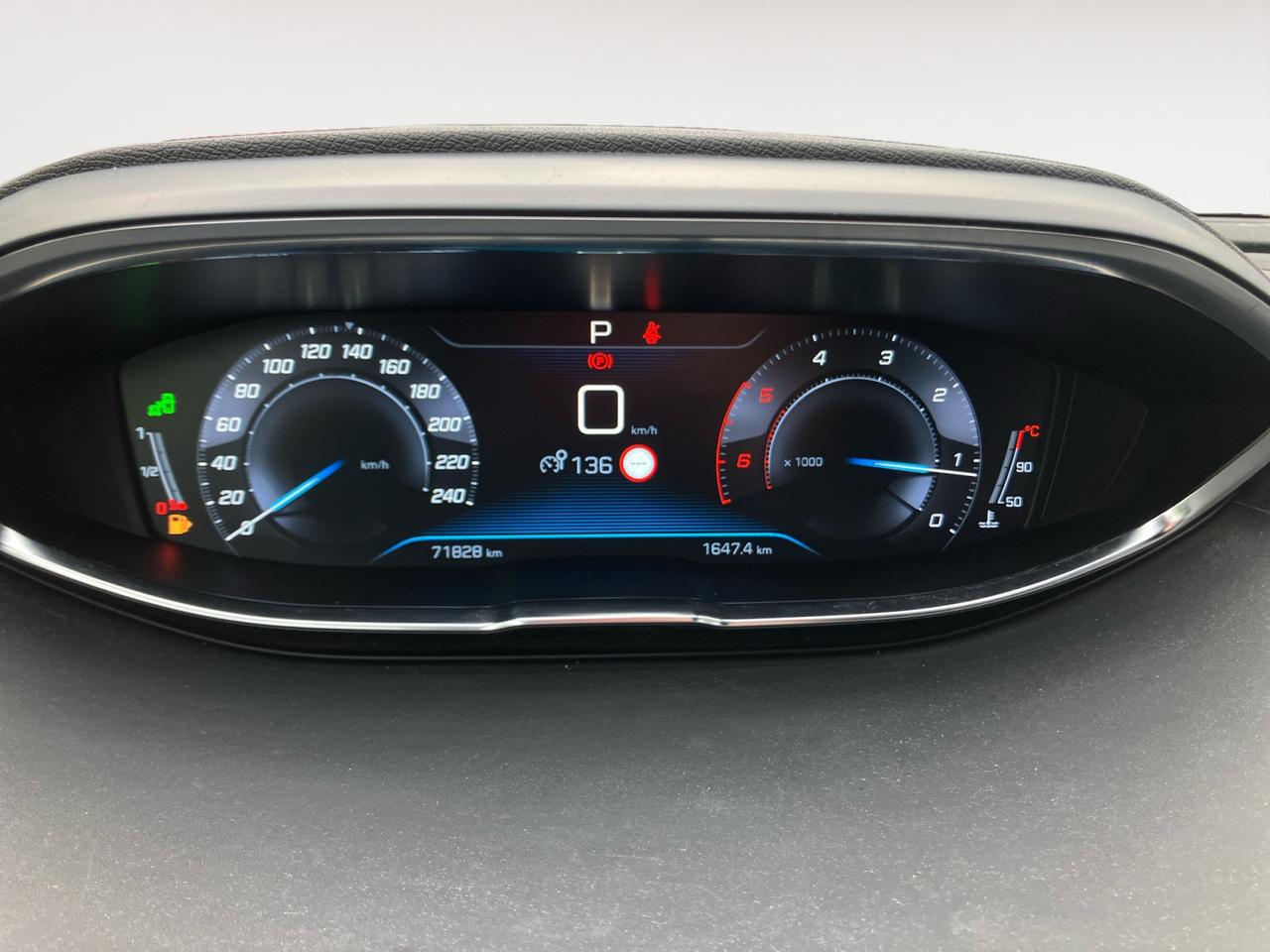 Peugeot 5008 5008 1.5 bluehdi GT Line s&s 130cv 7p.ti eat8