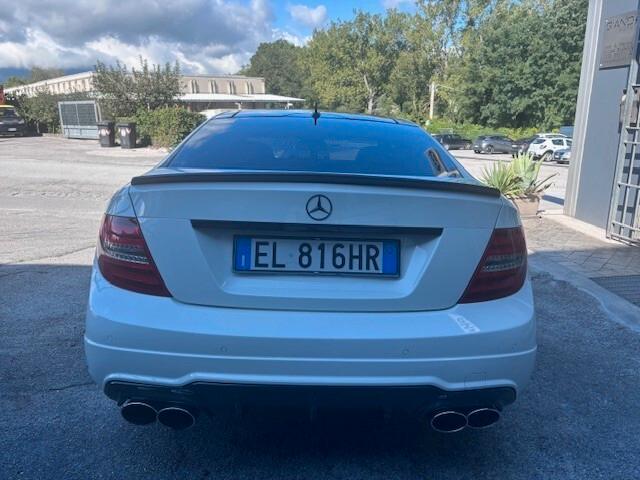 Mercedes-benz C 220 CDI BlueEFFICIENCY Coupé Executive