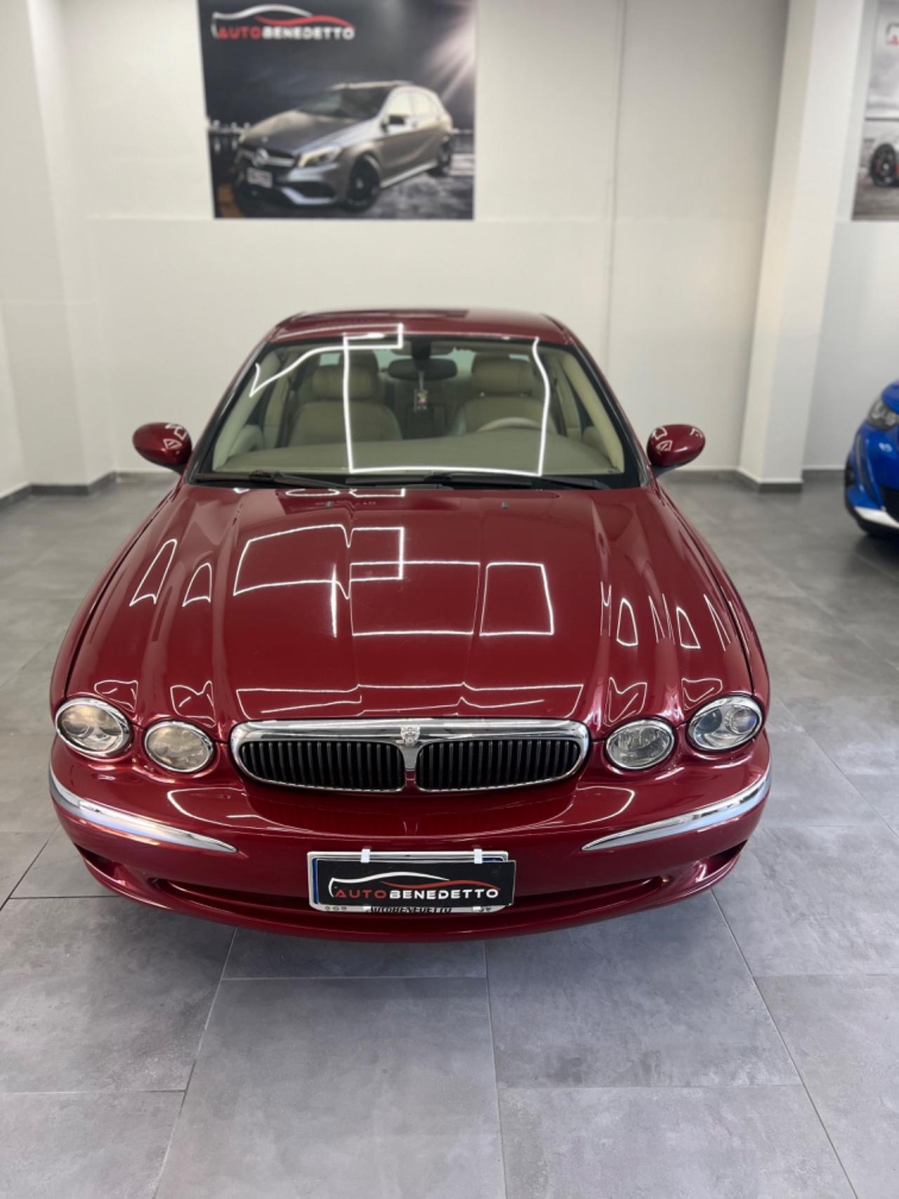 Jaguar X-Type 2 litri V6 24V cat 2002