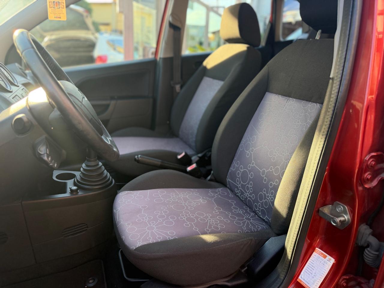 Ford Fiesta 1.4 TDCi 5p. Ghia