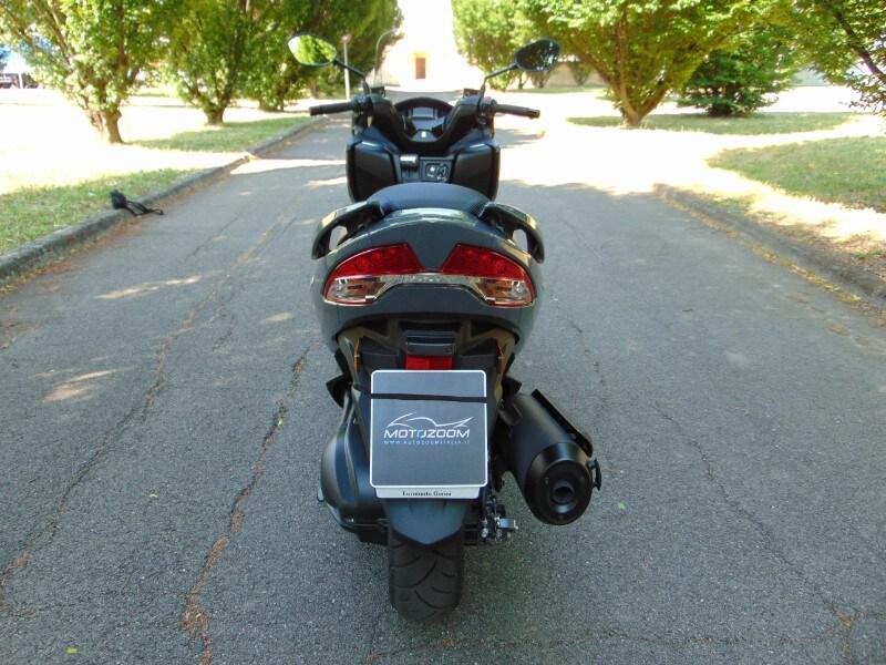 Suzuki Burgman 400 ABS