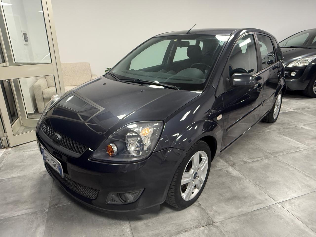 Ford Fiesta 1.4 TDCi 5p. Titanium