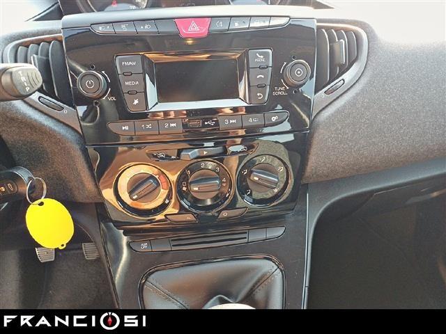 LANCIA Ypsilon 5 Porte 1.2 Ecochic 69cv Elefantino my19