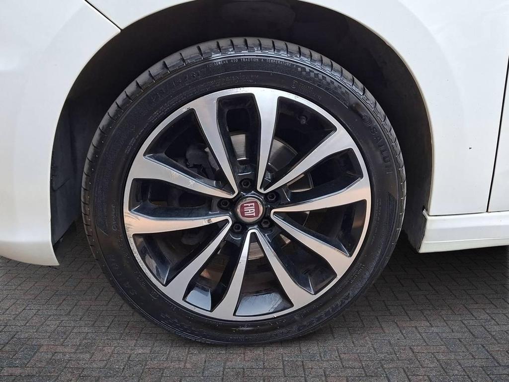 Fiat Tipo Station Wagon 1.6 Multijet Lounge