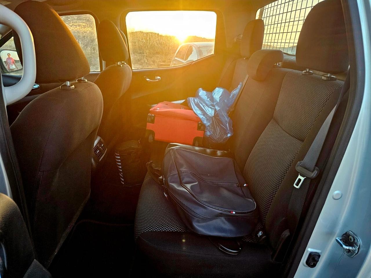 Nissan Navara 2.5 dCi 190CV 4 porte Double Cab Sport