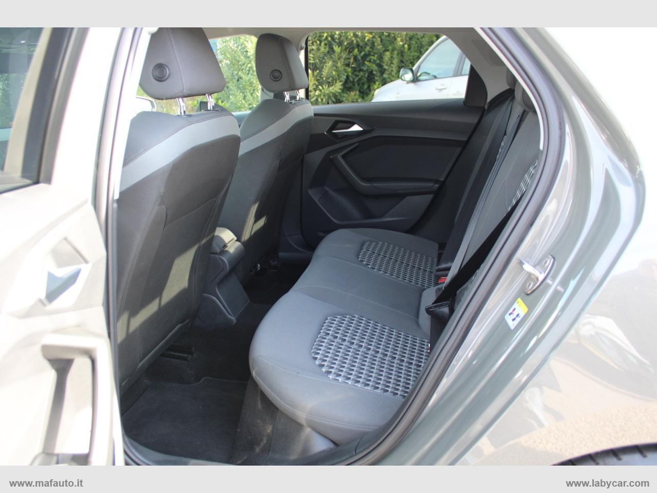 AUDI A1 SPB 30 TFSI S tronic Identity Black SLINE