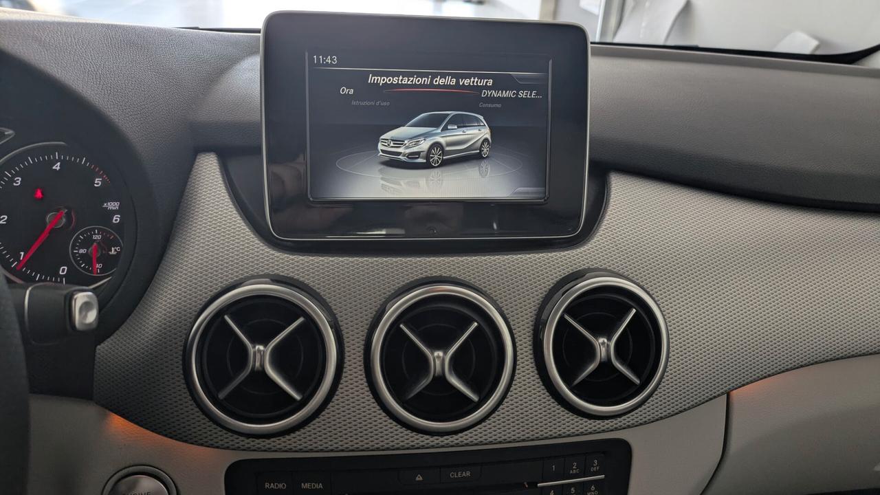 Mercedes-benz B 180 B 180 d Automatic AMG Line Advanced Plus