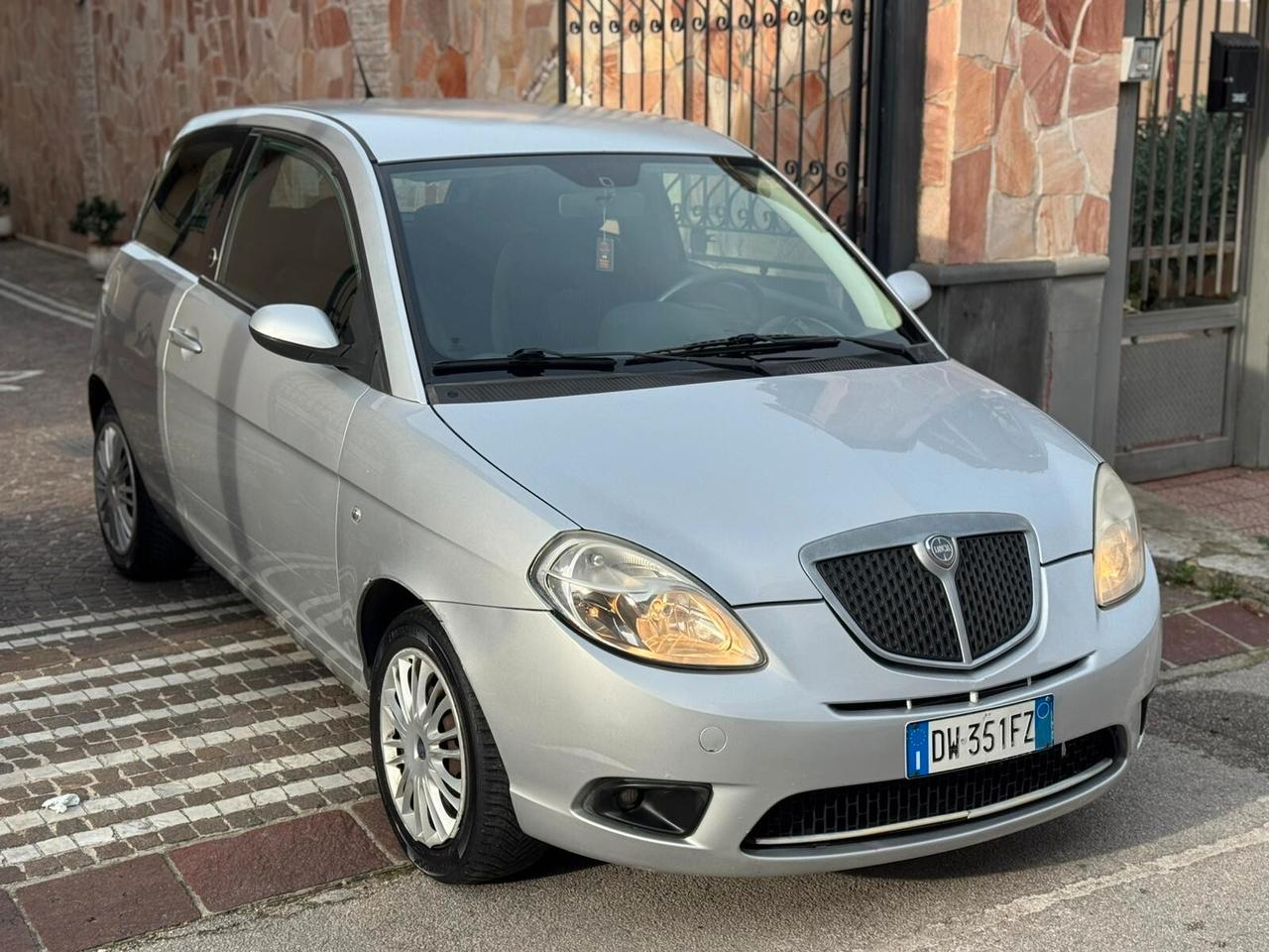 Lancia Ypsilon 1.4 Platino Ecochic GPL