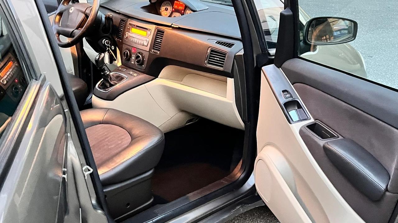 Lancia MUSA 1.4 16V Platino ok neo patentati