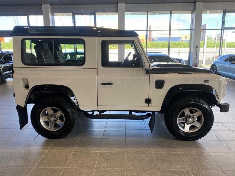 Land Rover Defender Defender 90 2.4 TD4 SW