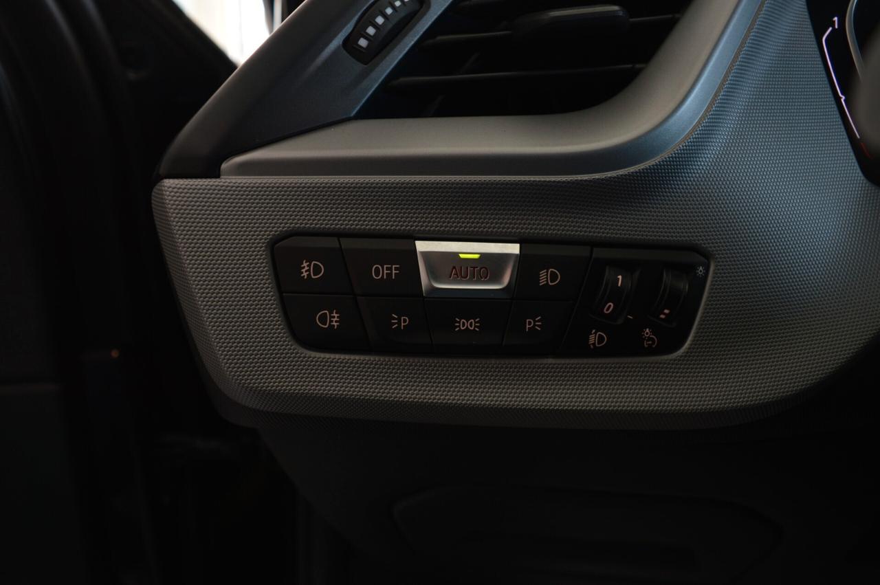 Bmw 116d 5p Business Advantage auto - Unico P.