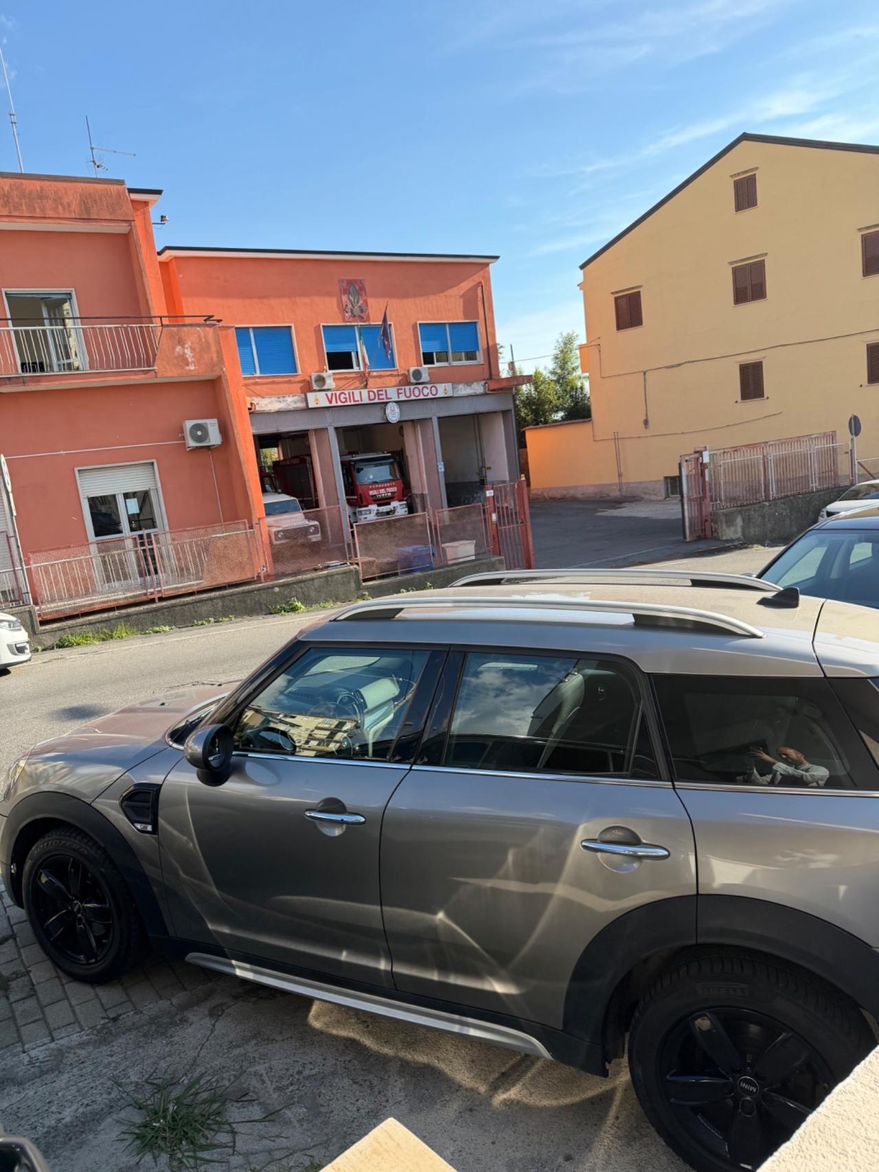 Mini One D Countryman 1.5 Hype