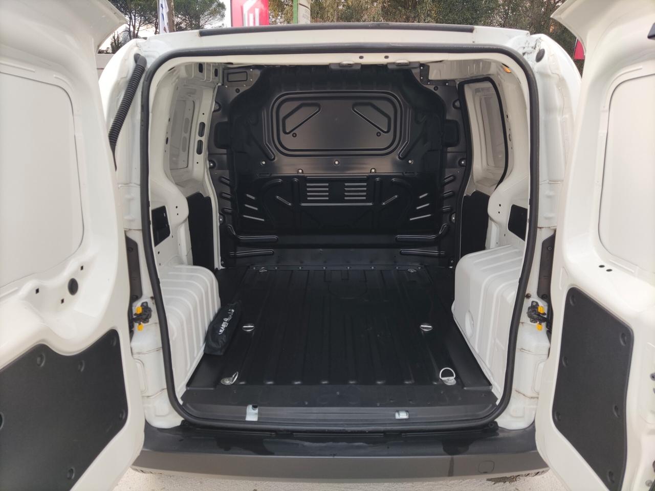 Fiat Fiorino 1.3 MJT 95CV Cargo SX