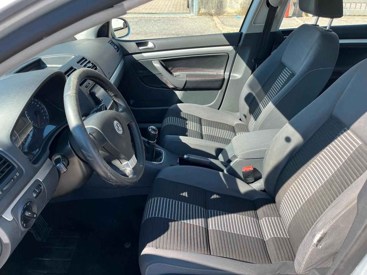 Volkswagen Golf 1.6 5p. Comfortline