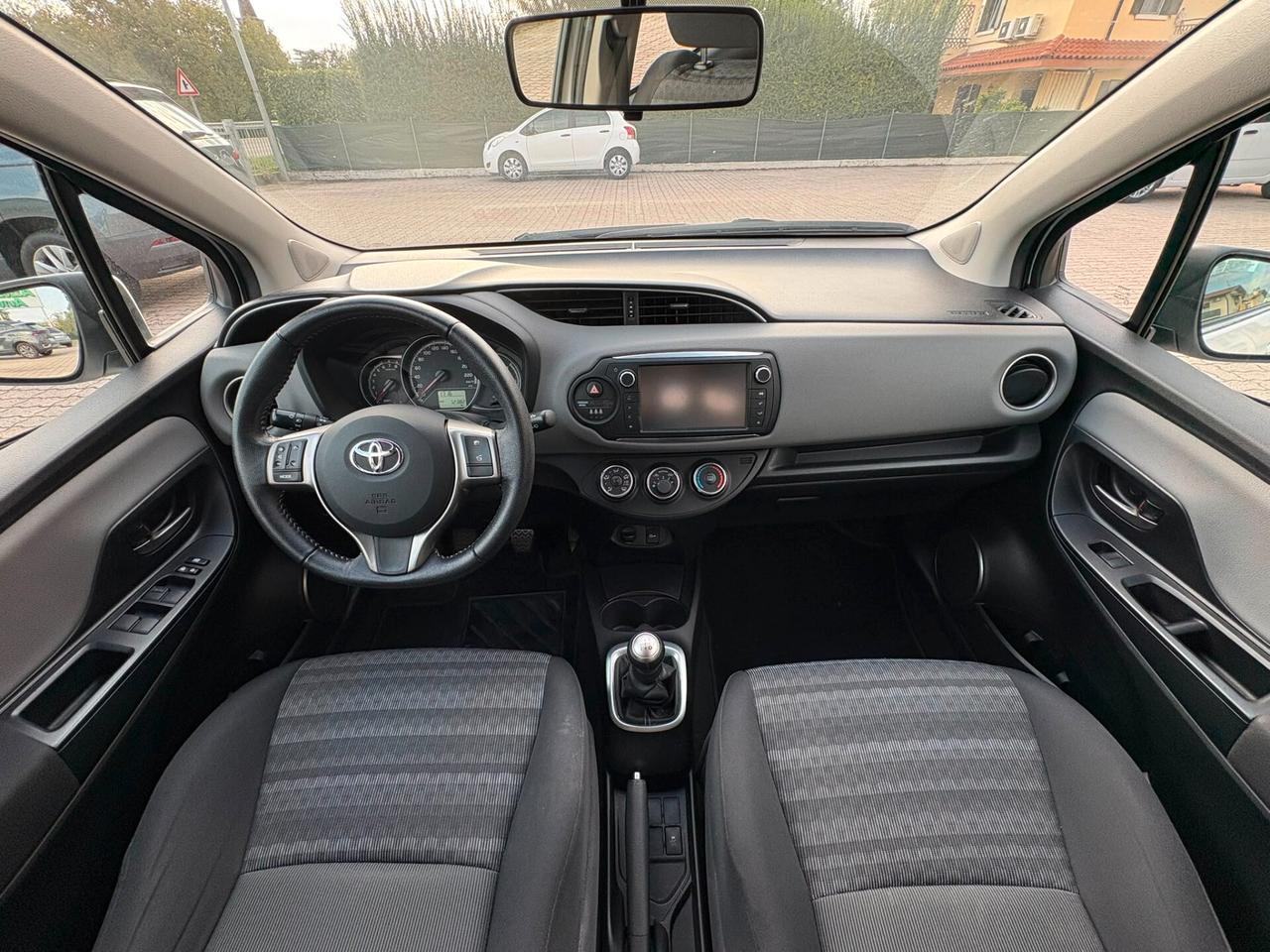 TOYOTA YARIS 1.0 BENZINA KM 72.382 SI A NEOPATENTATI