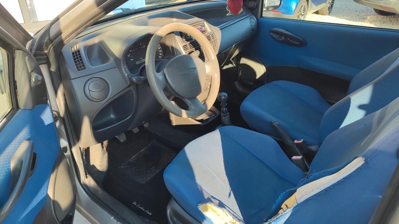 Fiat Punto 1.2i cat 3 porte Verve