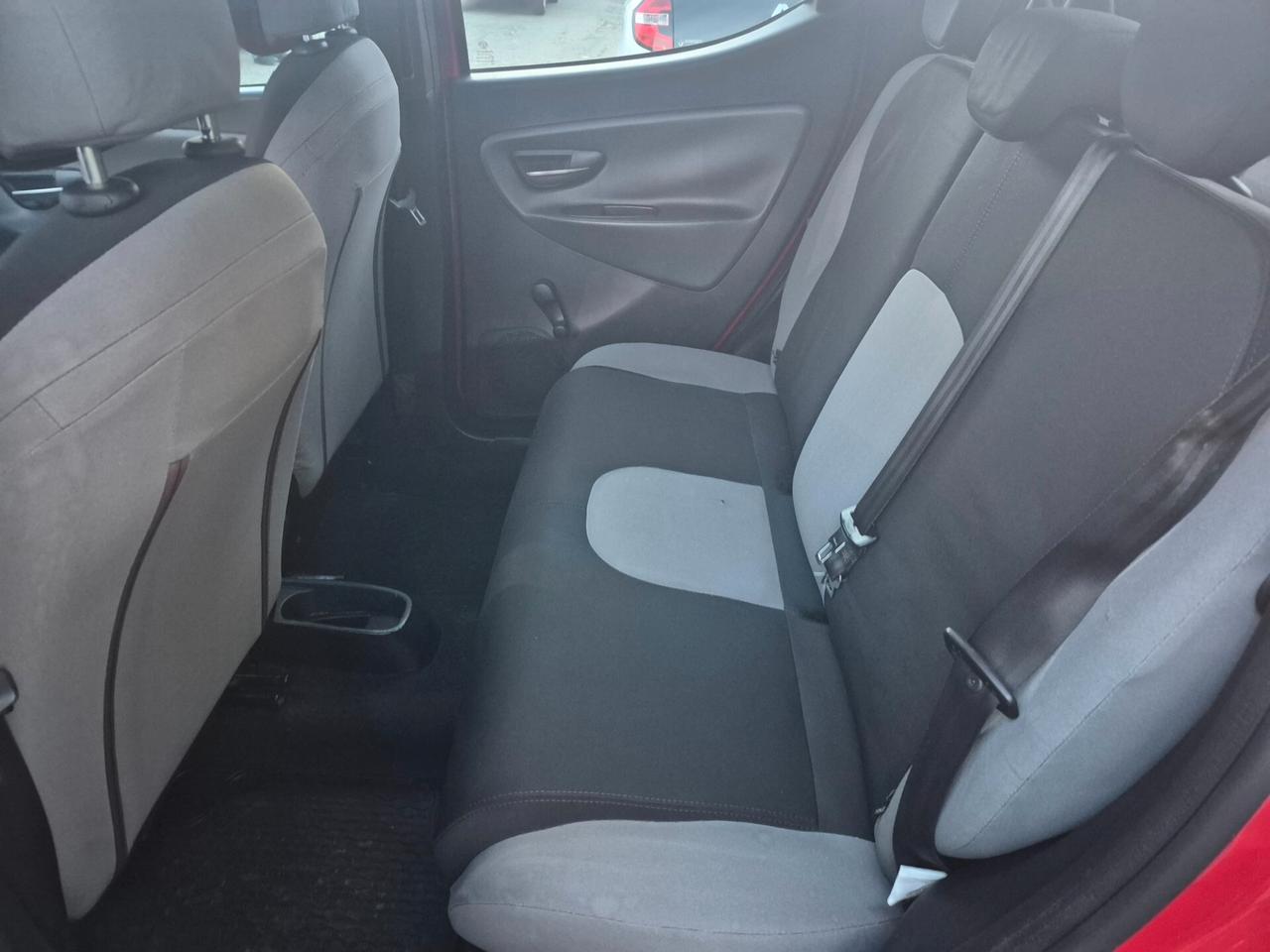 Lancia Ypsilon 0.9 TwinAir 85 CV 5 porte Metano Ecochic Gold