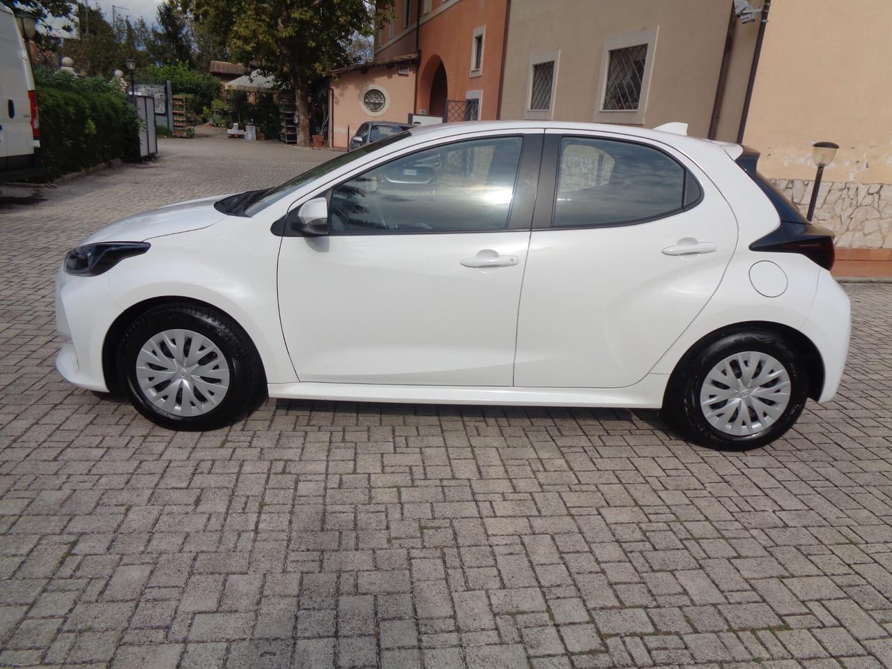 Toyota Yaris 1.5 Hybrid 5 porte Active