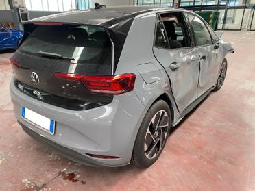 Volkswagen ID3 58 kWh Pro Performance INCIDENTATA