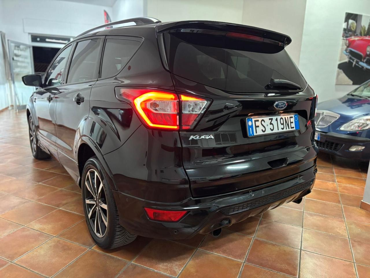 FORD KUGA 1.5 ST-LINE 2019 TOTAL BLACK