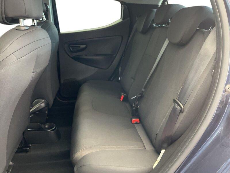 Lancia Ypsilon III 2015 1.0 hybrid Gold s&s 70cv