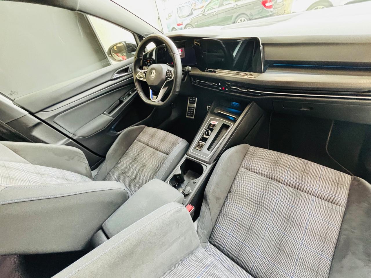 Volkswagen Golf 1.4 Plug-In Hybrid DSG GTE 245 cv
