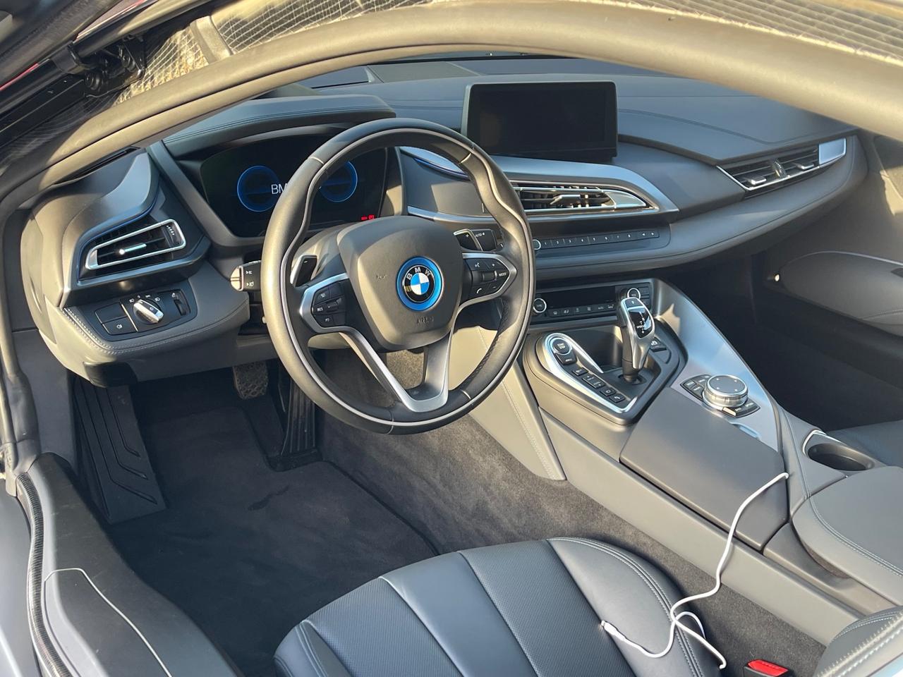 Bmw i8. (( 17 MILA KM -UNICA IN ITALIA ))